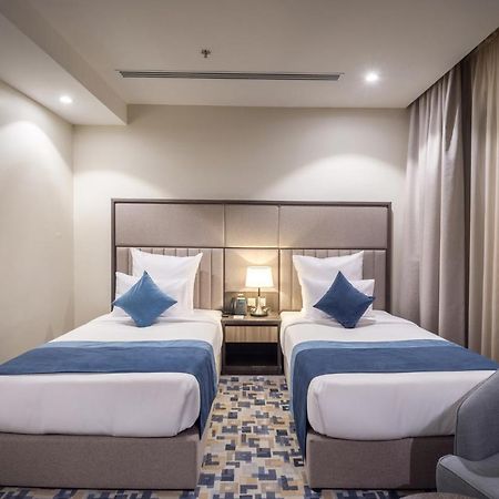 Enala Hotel - アル・コバール エクステリア 写真